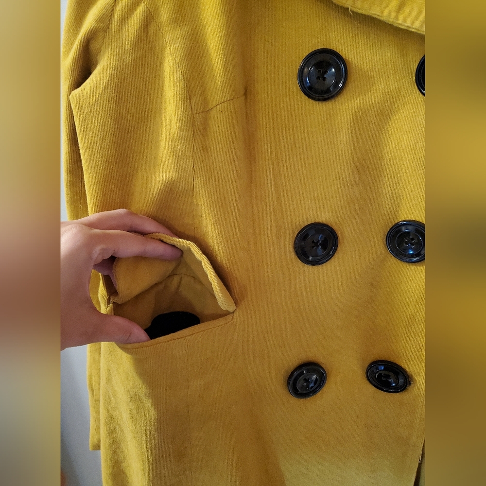 LUII Yellow Courdery Double Breasted Coat - Picture 6 of 8